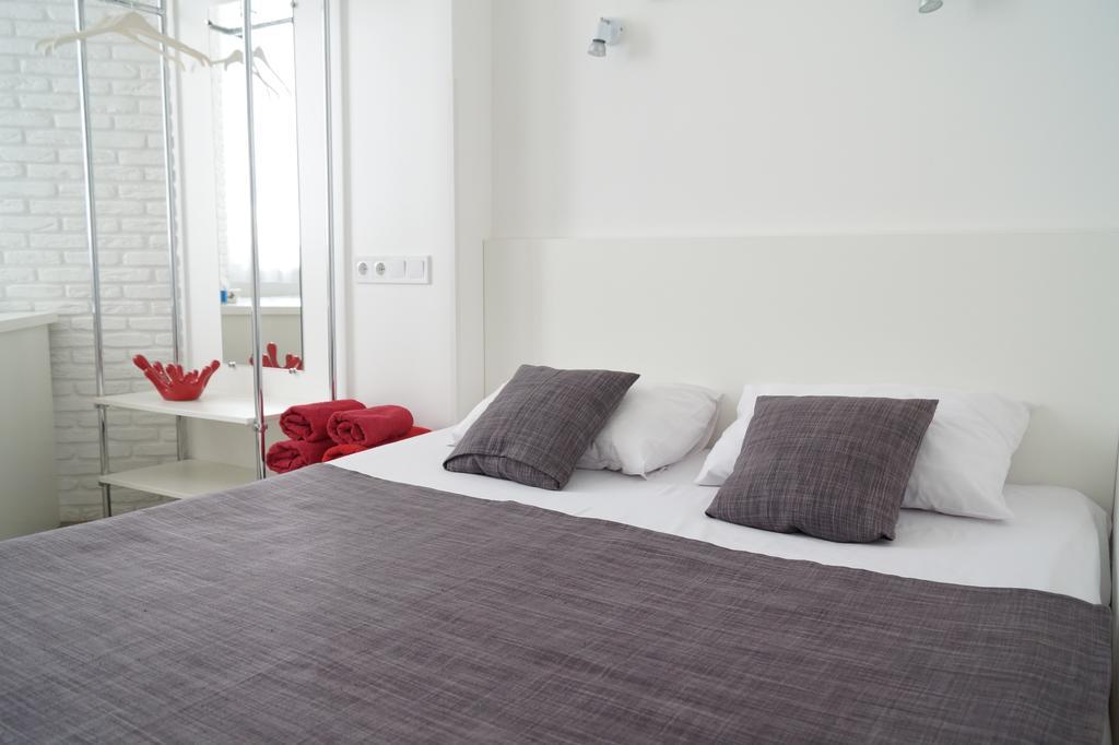Skyhome Mini-Hotel Kiev Buitenkant foto