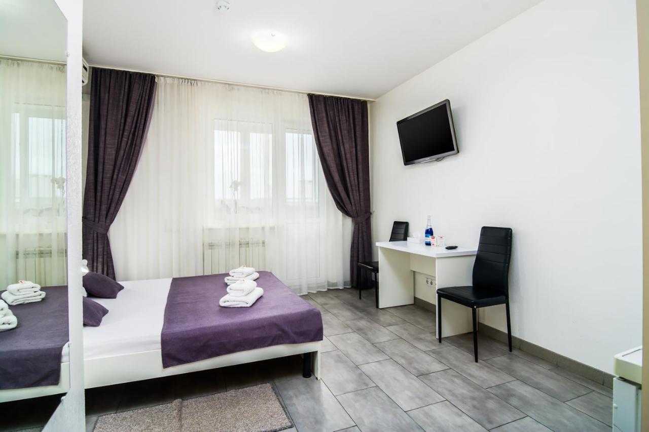 Skyhome Mini-Hotel Kiev Buitenkant foto