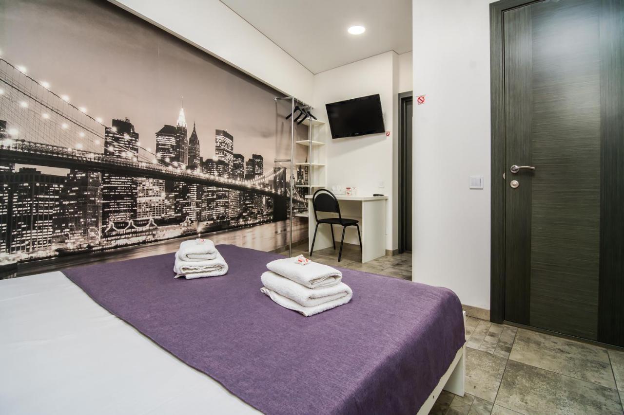 Skyhome Mini-Hotel Kiev Buitenkant foto