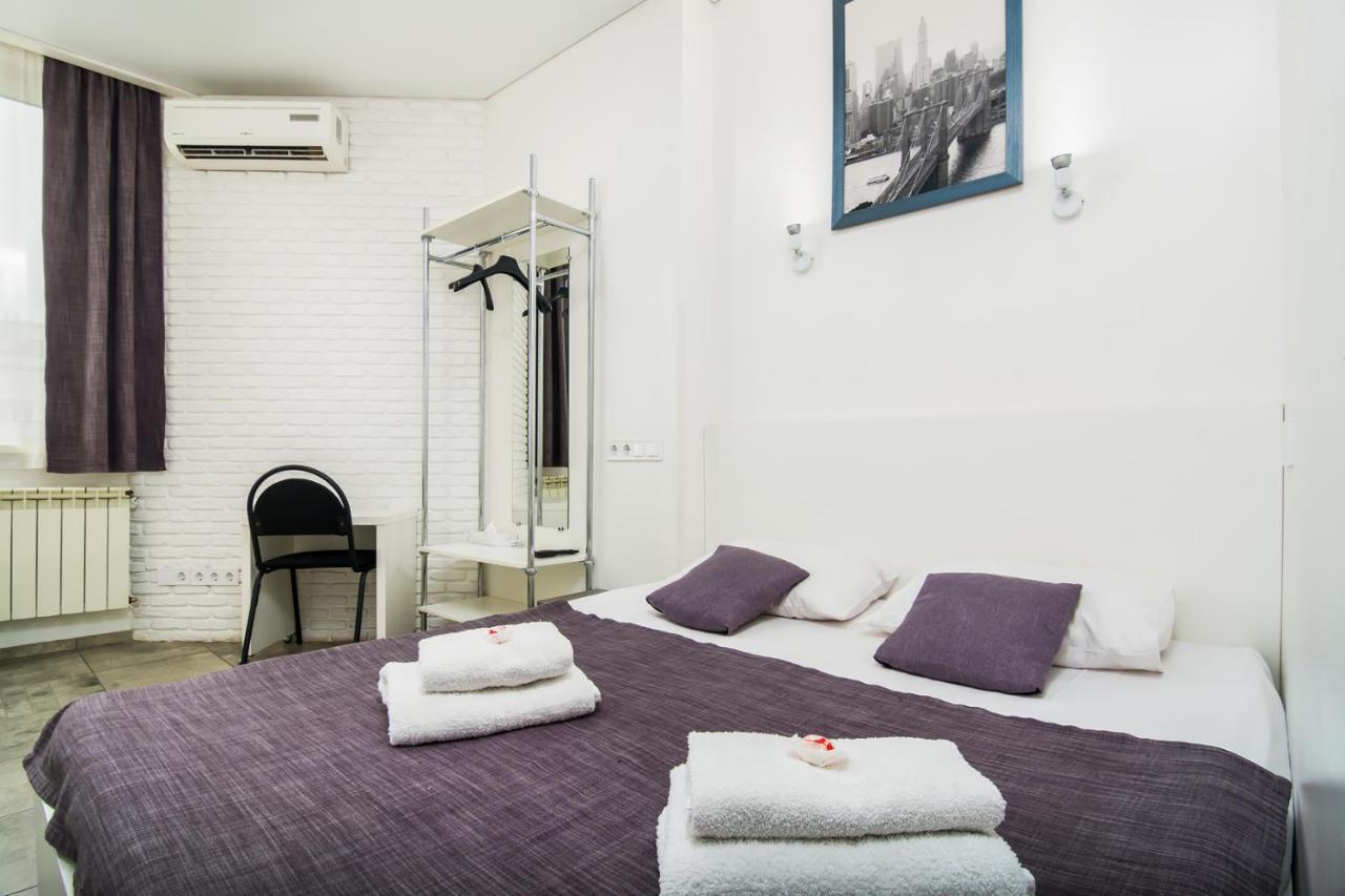 Skyhome Mini-Hotel Kiev Buitenkant foto